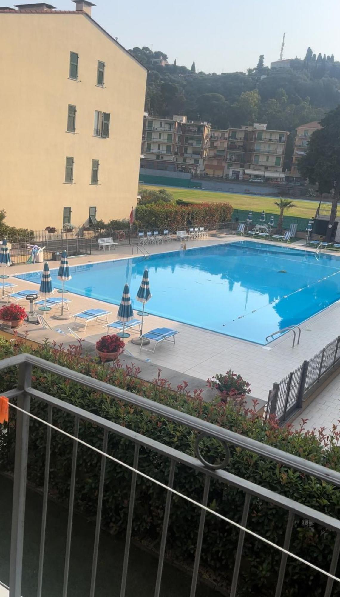Studio Mer Piscine Cala Di Sole Imperia Italie Mono Locale Une Seule Piece Eksteriør billede
